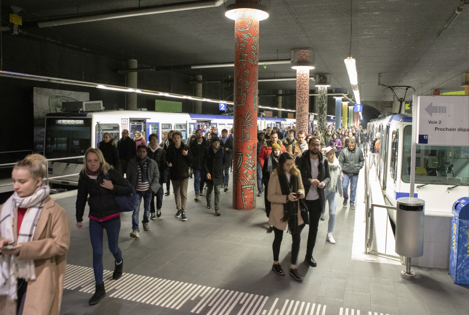 122 millions de voyageurs